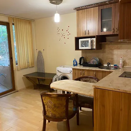 Manolov Apartment
