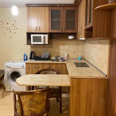 Apartment генерал столетов Warna